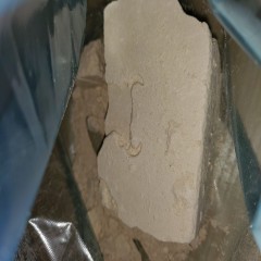 Alternative view of Super Strong Synthetic China White